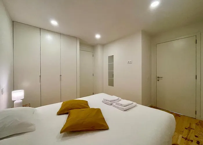 Terrace Loft Near Center * Porto