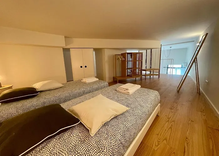 Terrace Loft Near Center Apartman Porto