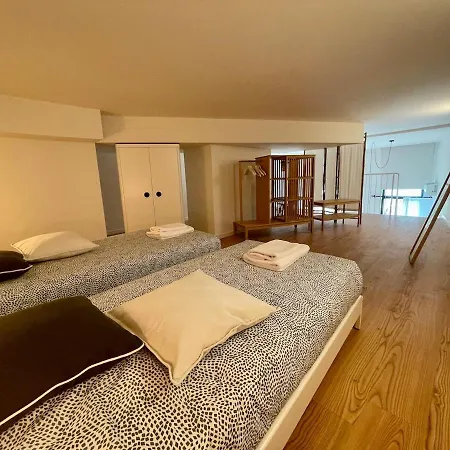 Terrace Loft Near Center Appartement Oporto